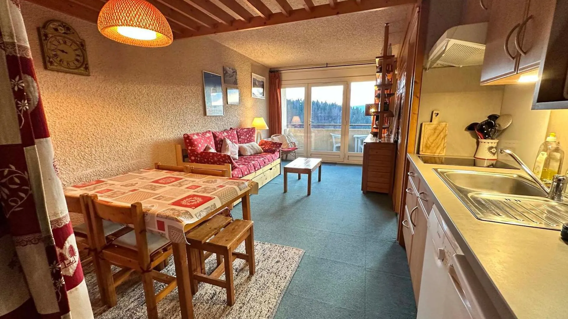 Appartement 2 Pieces Avec Balcon Au Pied Des Pistes A Villard-De-Lans - Fr-1-515-31 0*,  France